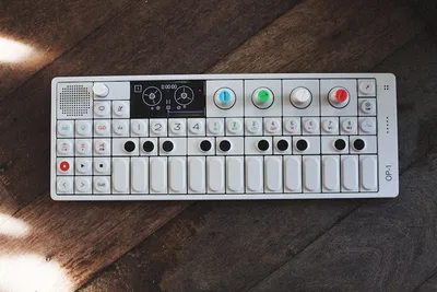 Illustration synth - Image 2