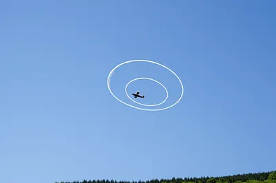 Illustration loitering - Image 1