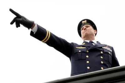 Illustration officered - Image 1