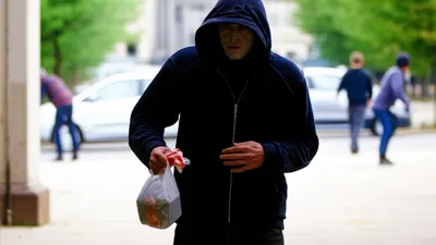 Illustration bomber - Image 1