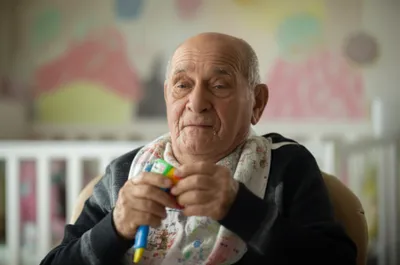 Illustration dotes - Image 1