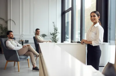 Illustration waiting - Image 1