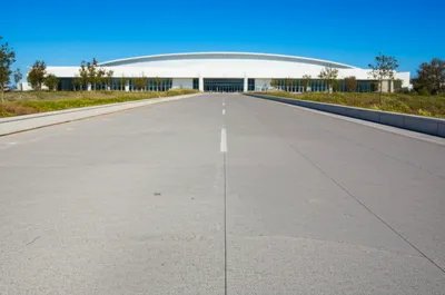 Illustration straighter - Image 1