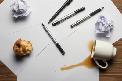 Illustration discomposed - Image 1