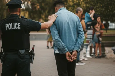 Illustration apprehensions - Image 1