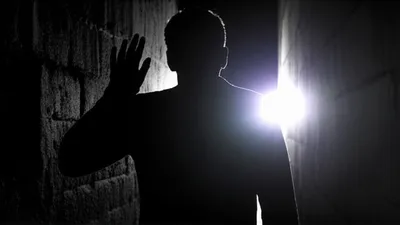 Illustration flinch - Image 1