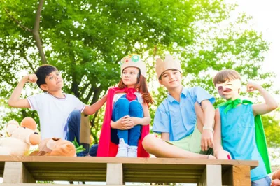 Illustration plays - Image 1