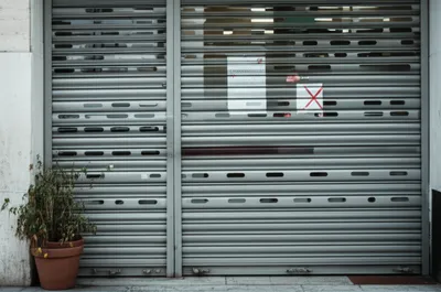 Illustration out - Image 1