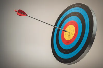 Illustration decentred - Image 1