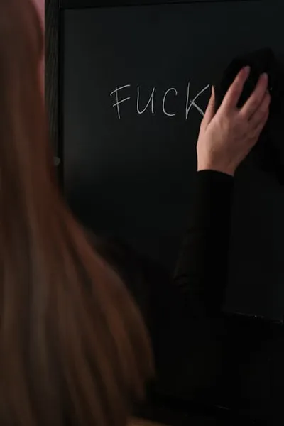 Illustration erasing - Image 2