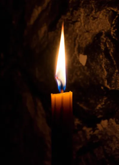 Illustration shows - Image 1