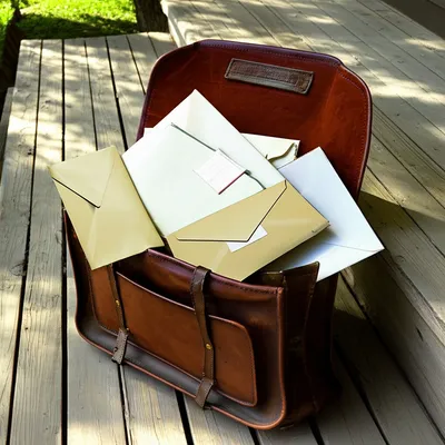 Hình ảnh minh họa mails - Ảnh 1