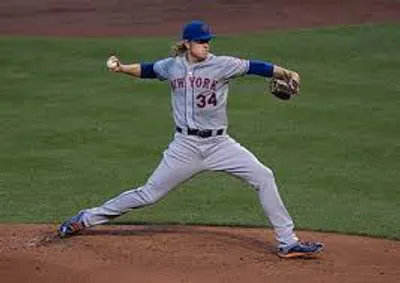 Illustration pitcher - Image 2