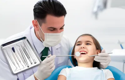 Illustration dentist