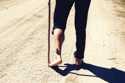 Illustration halt - Image 1