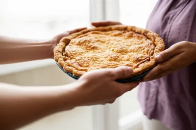 Illustration does - Image 1