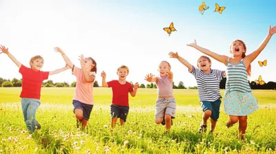 Illustration frolicking - Image 1