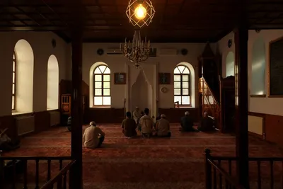 Illustration worshippers - Image 2