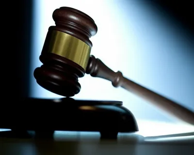 Illustration adhere - Image 1