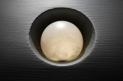 Illustration centred - Image 1