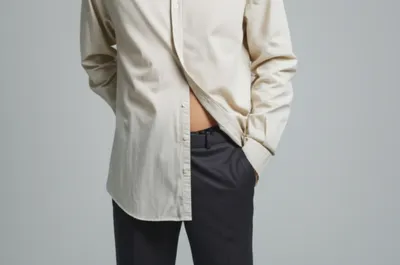 Illustration untucked - Image 1