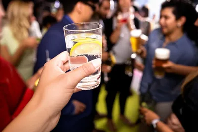 Illustration teetotal - Image 1