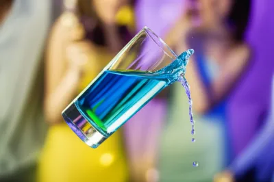 Illustration sloshed - Image 1