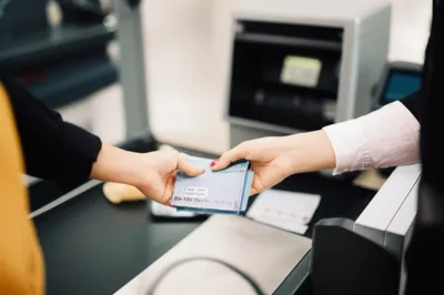 Illustration cashier - Image 1