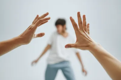 Illustration interposing - Image 1