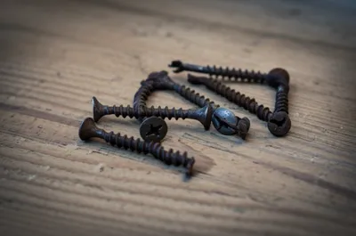 Illustration screws - Image 1