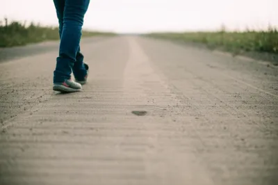 Illustration sidestepped