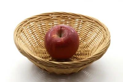 Illustration in - Image 1