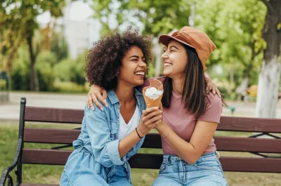 Illustration girlfriend - Image 1