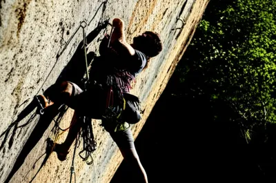 Illustration clean - Image 1