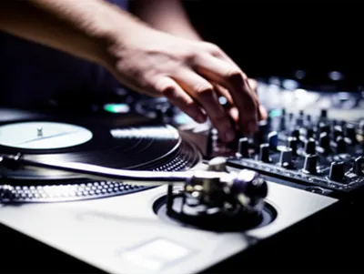 Illustration scratches - Image 1