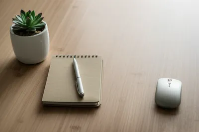 Illustration desktops - Image 1