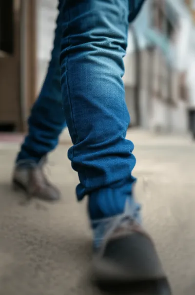 Illustration legs - Image 1