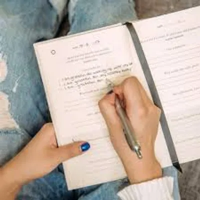 Illustration journal - Image 2