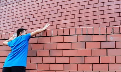 Illustration blocked - Image 1