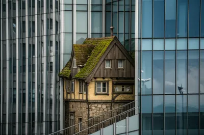 Illustration overbuilding - Image 1