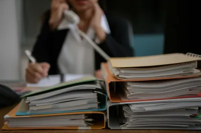 Illustration secretaries - Image 1