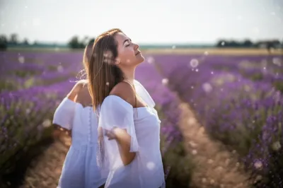 Illustration redolent - Image 1