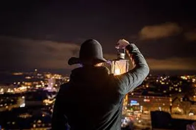 Illustration vigil - Image 3