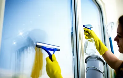 Illustration cleaners - Image 1