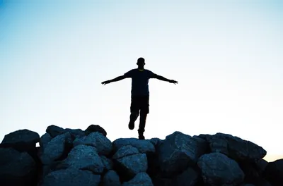 Illustration overcoming - Image 1