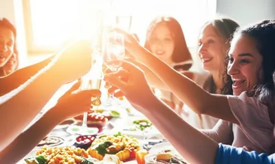 Illustration toasting - Image 1