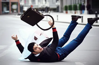 Illustration collapsing - Image 1