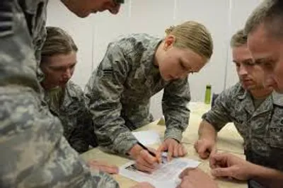 Illustration staff - Image 2