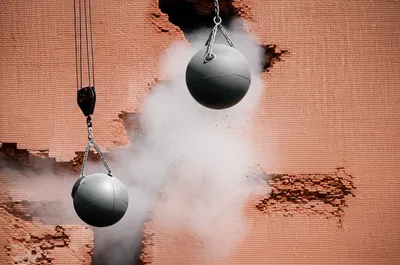 Illustration demolish