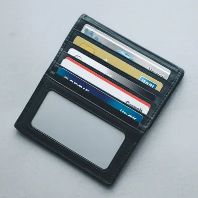 Illustration cardholder